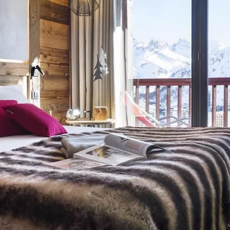 Hotel Village Montana By Les Etincelles 4*